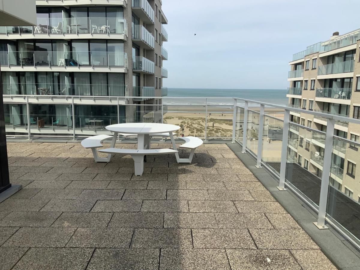 Appartamento Sea View Penthouse De Panne Esterno foto