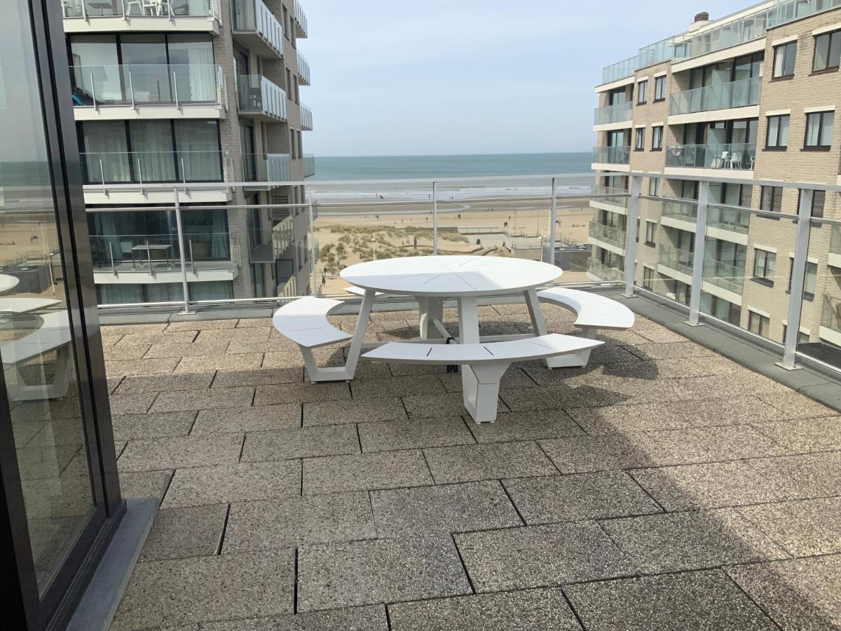 Appartamento Sea View Penthouse De Panne Esterno foto